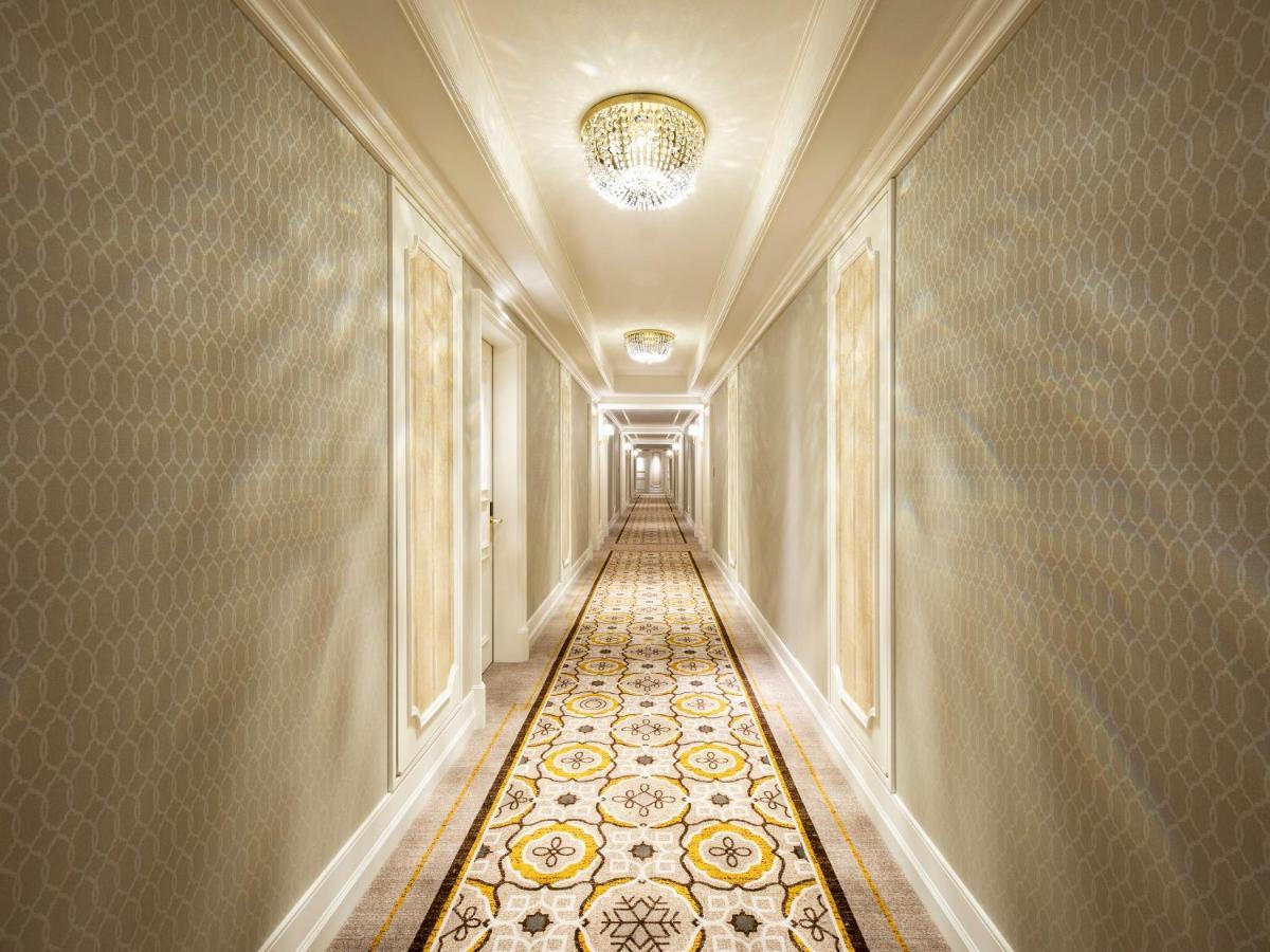 Takarazuka Hotel Luaran gambar