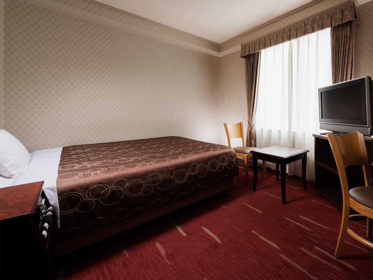 Takarazuka Hotel Luaran gambar