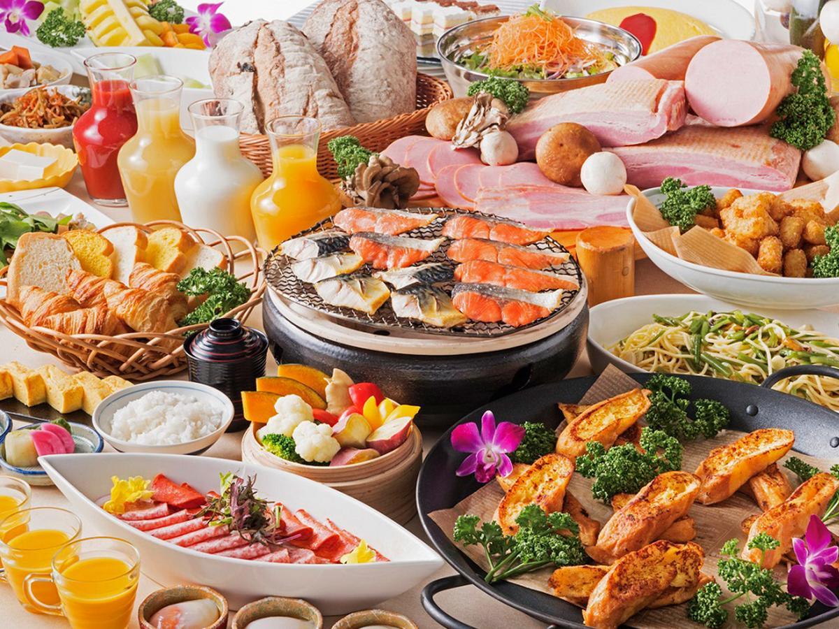 Takarazuka Hotel Luaran gambar