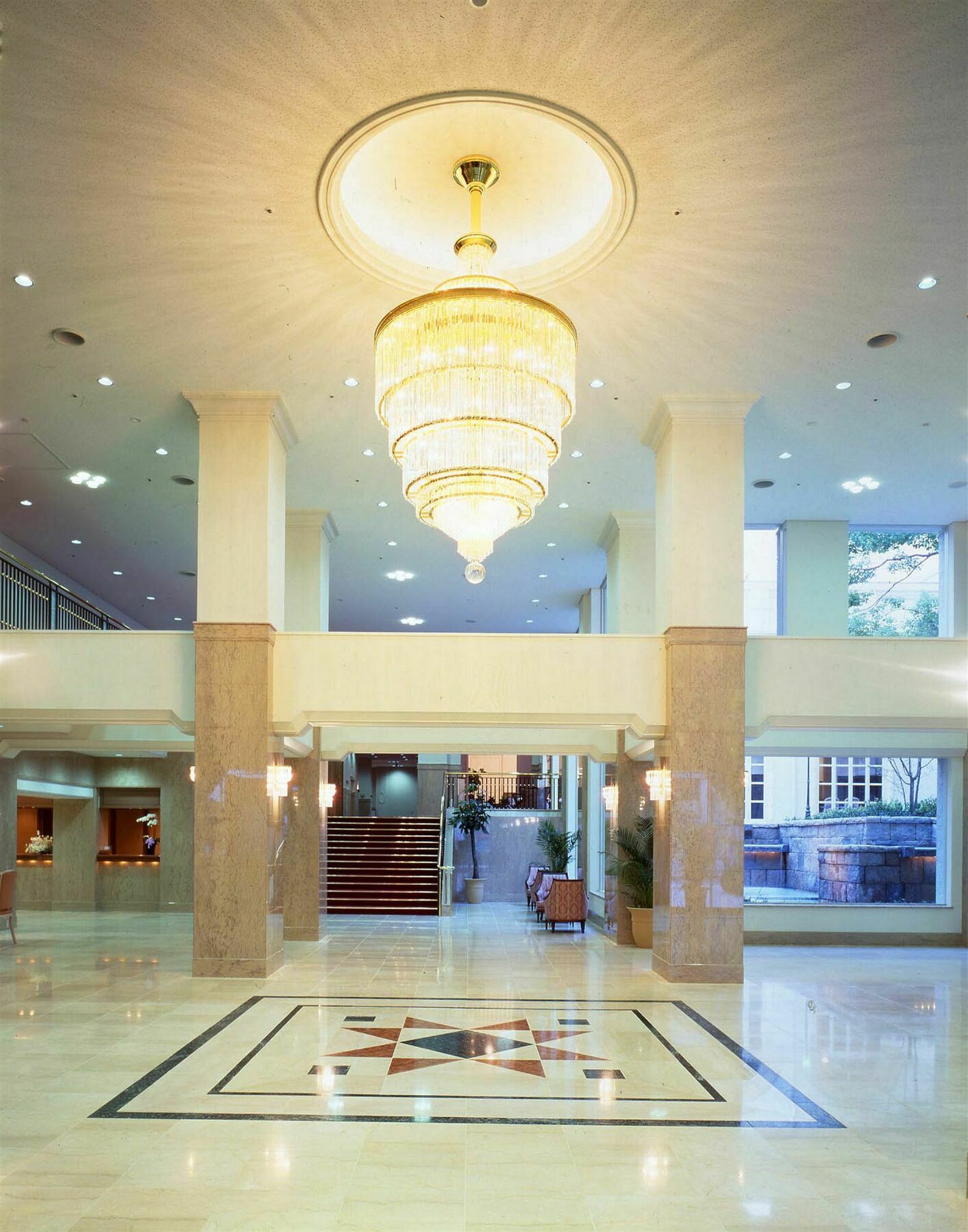 Takarazuka Hotel Luaran gambar