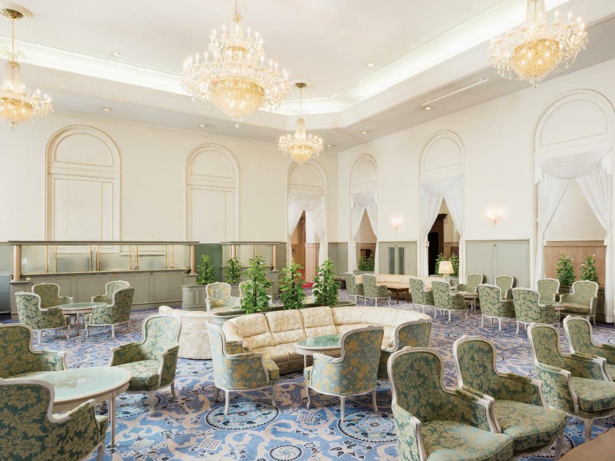 Takarazuka Hotel Luaran gambar