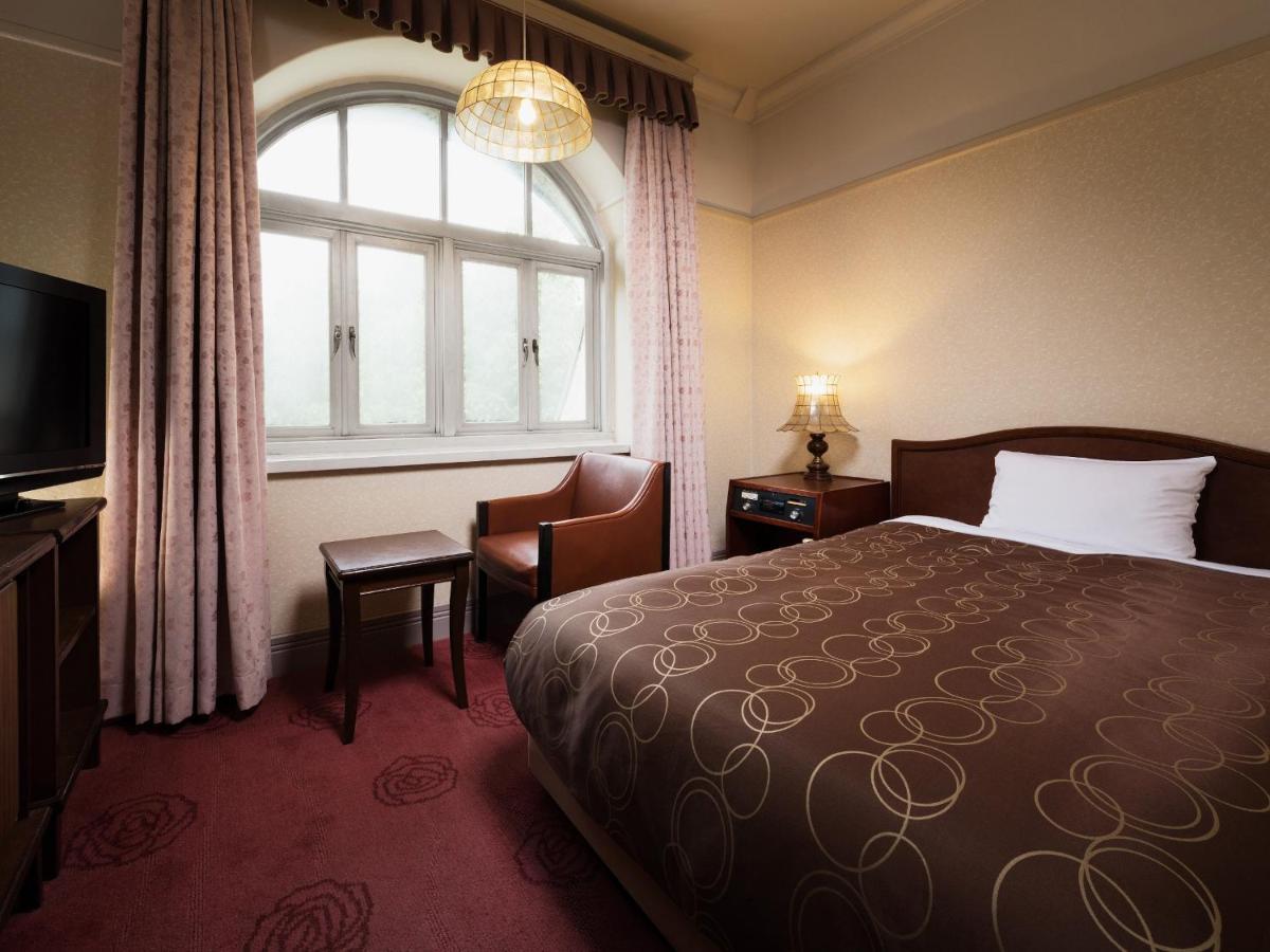 Takarazuka Hotel Luaran gambar